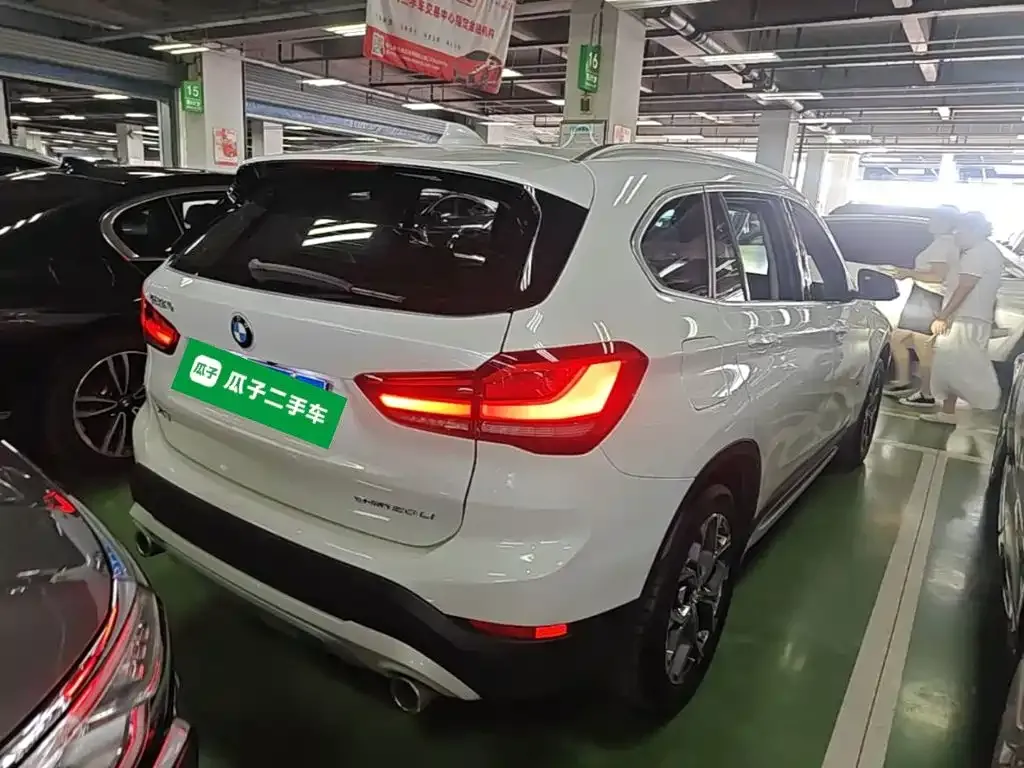 BMW X1 — фото 10