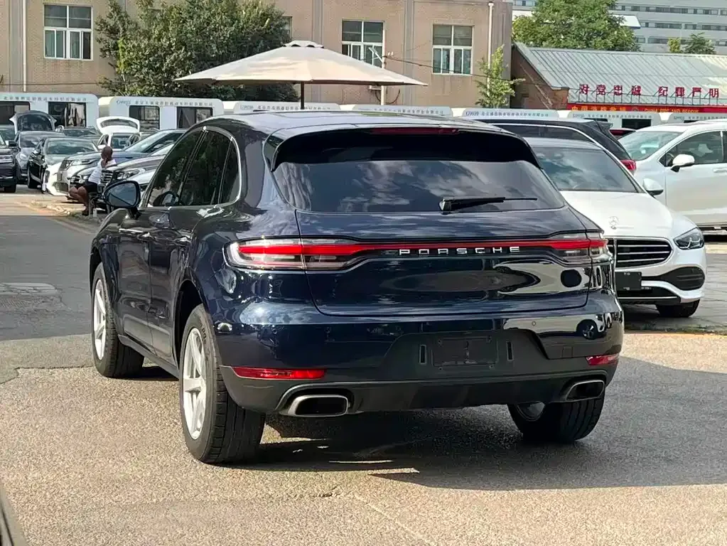 Porsche Macan — фото 6