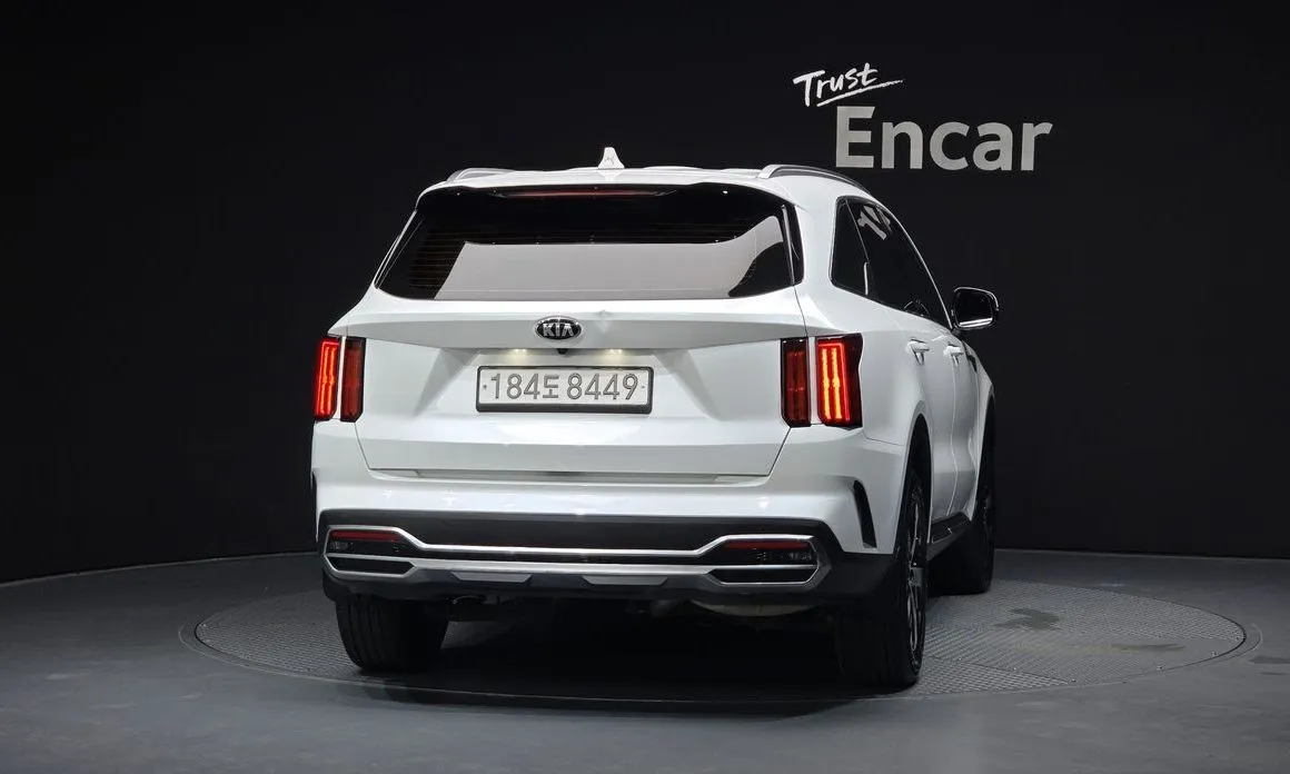 Kia Sorento — фото 4