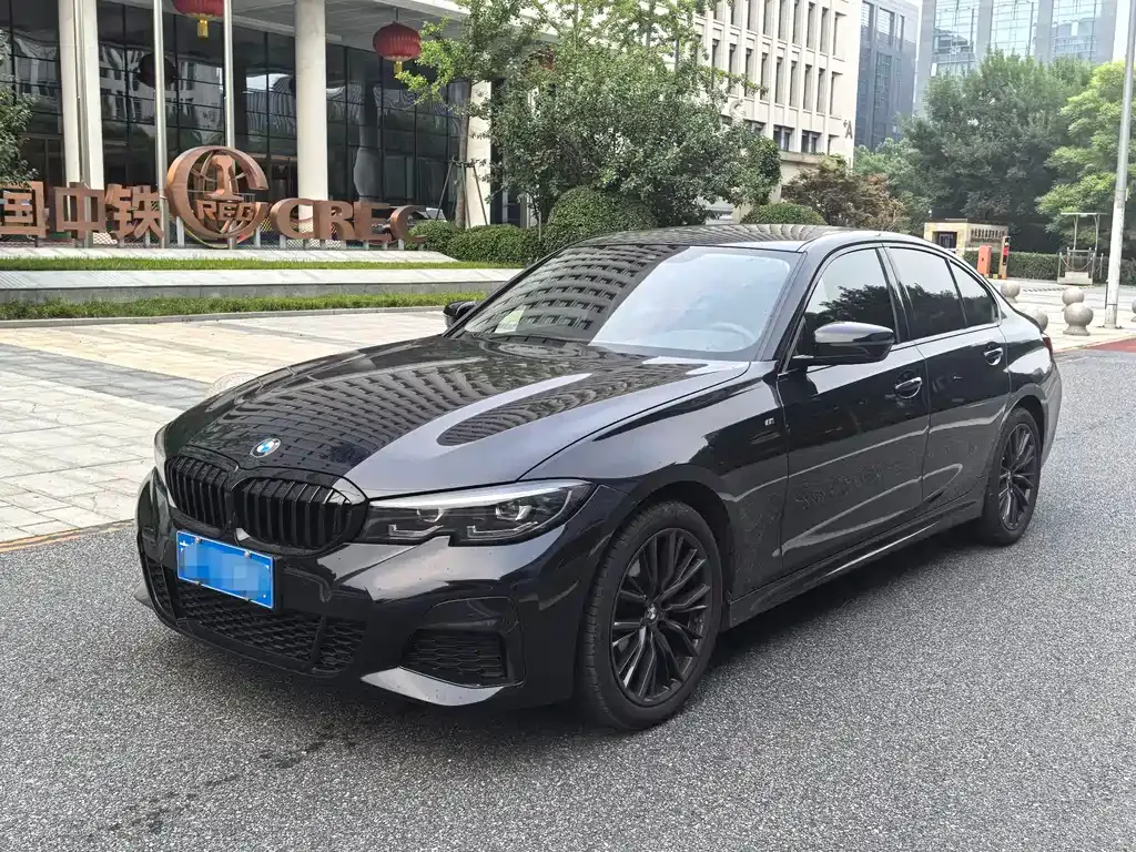 BMW 3 Series — фото 1