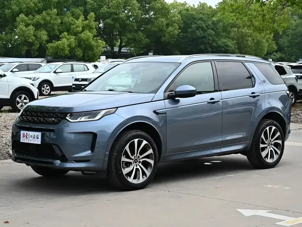 Land Rover Discovery Sport — фото 1