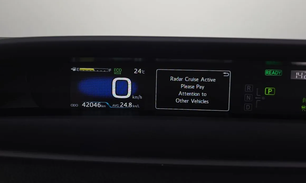 Toyota Prius 2022 из KR, фото 8