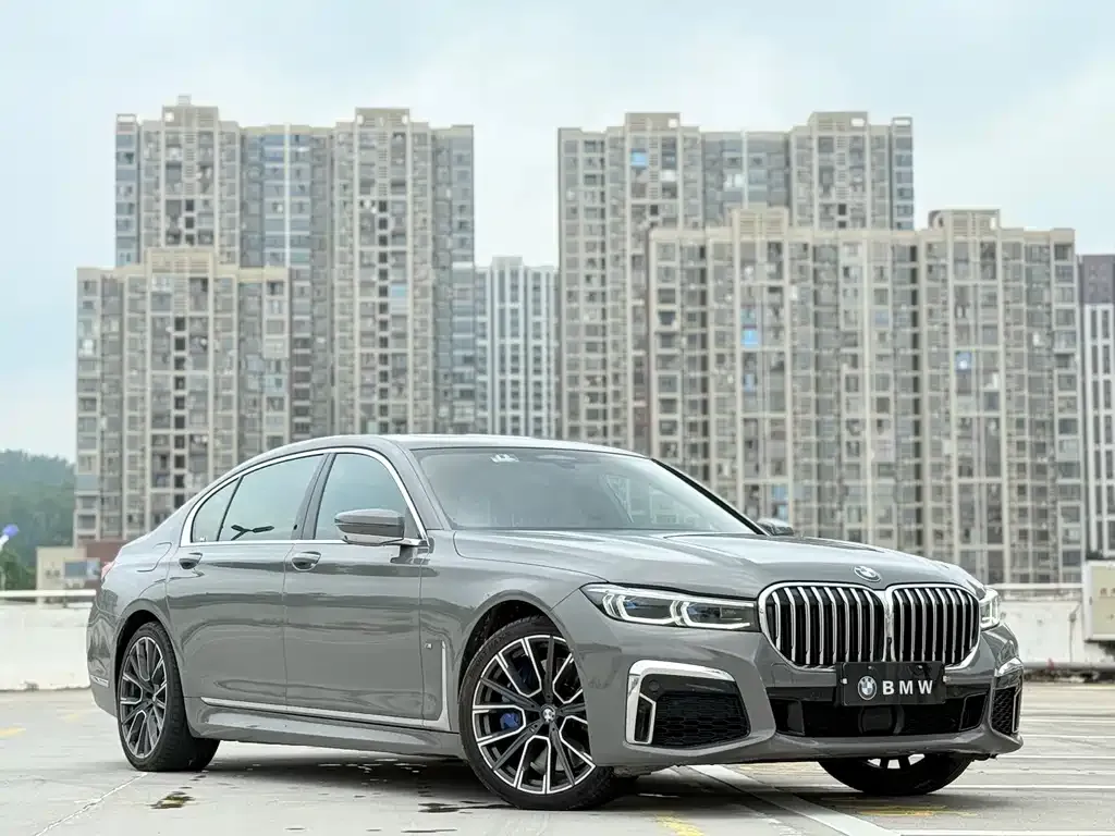 BMW 7 Series — фото 5
