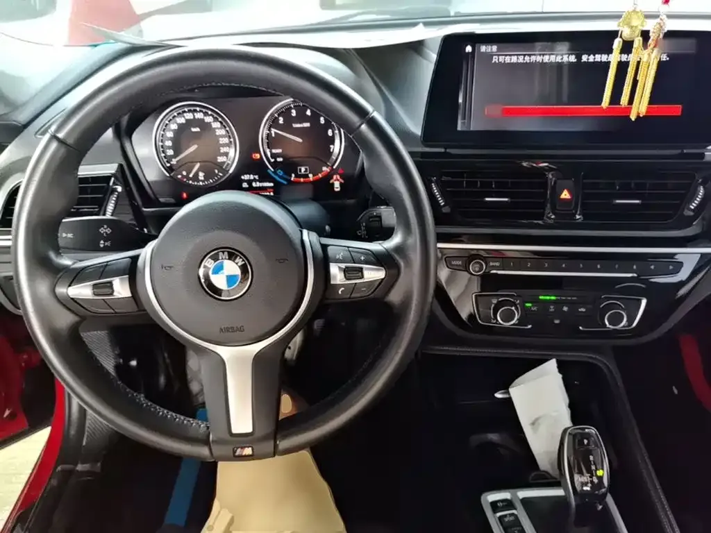 BMW 1 Series 2022 из CN, фото 8