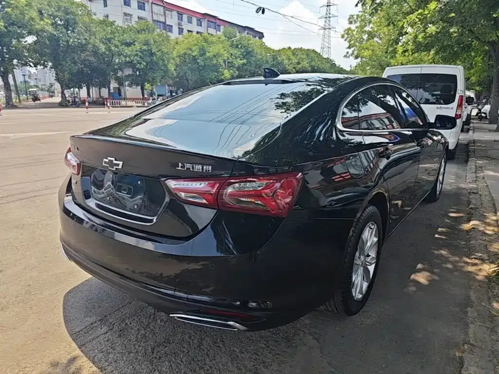Chevrolet Malibu XL — фото 5