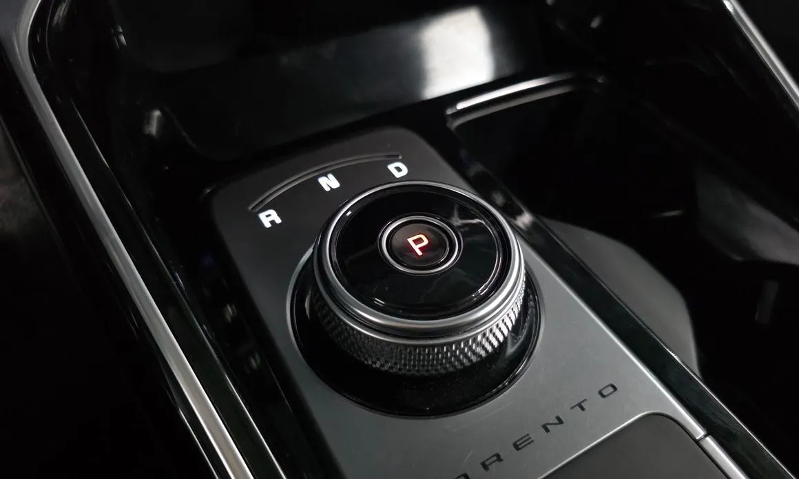 Kia Sorento — фото 2