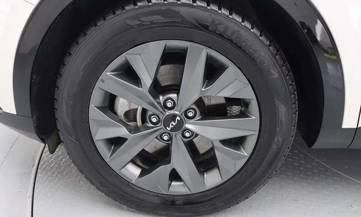 Kia Sportage — фото 8