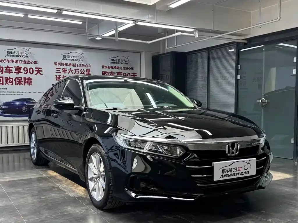 Honda Accord — фото 7
