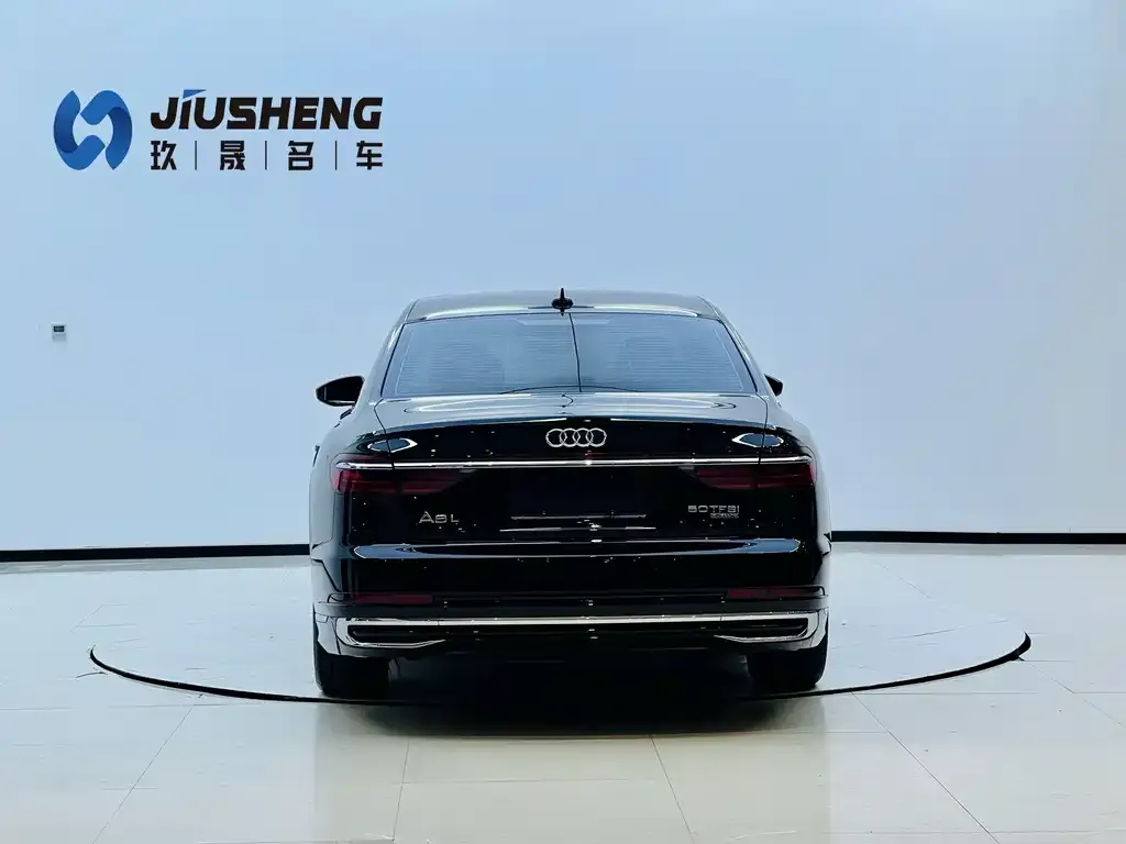 Audi A8 2023 из CN, фото 2