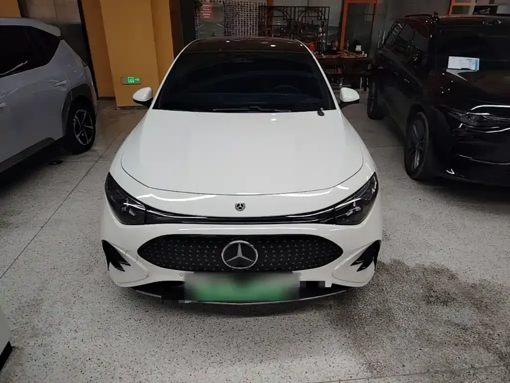 Mercedes-Benz CLA PHEV — фото 10