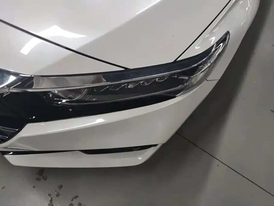 Honda Accord — фото 9