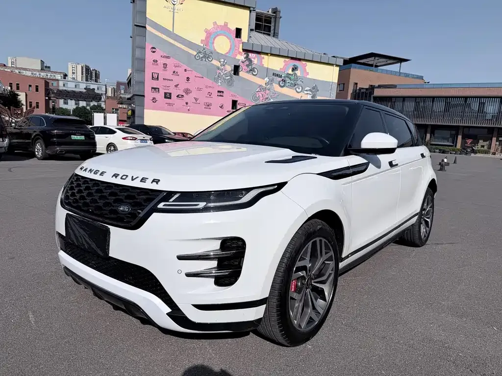 Land Rover Evoque — фото 1