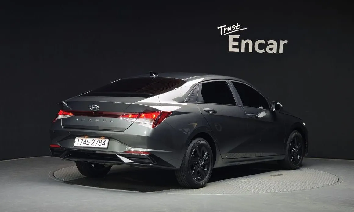 Hyundai AVANTE — фото 4