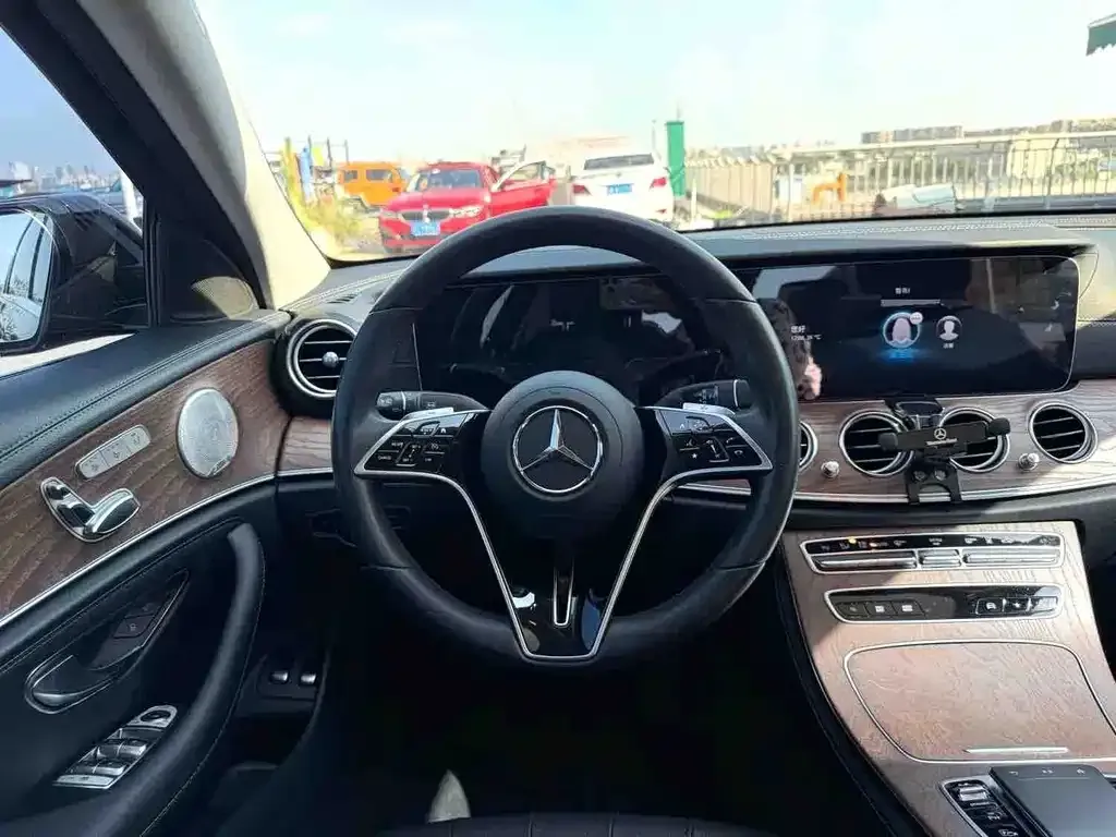 Mercedes-Benz E-Class New Energy — фото 7