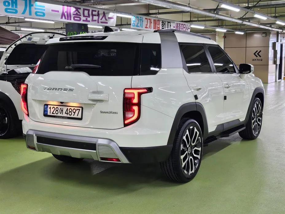 KG Mobility (Ssangyong) Torres — фото 9