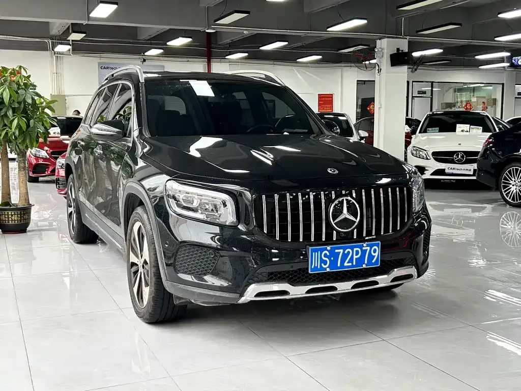 Mercedes-Benz GLB — фото 4