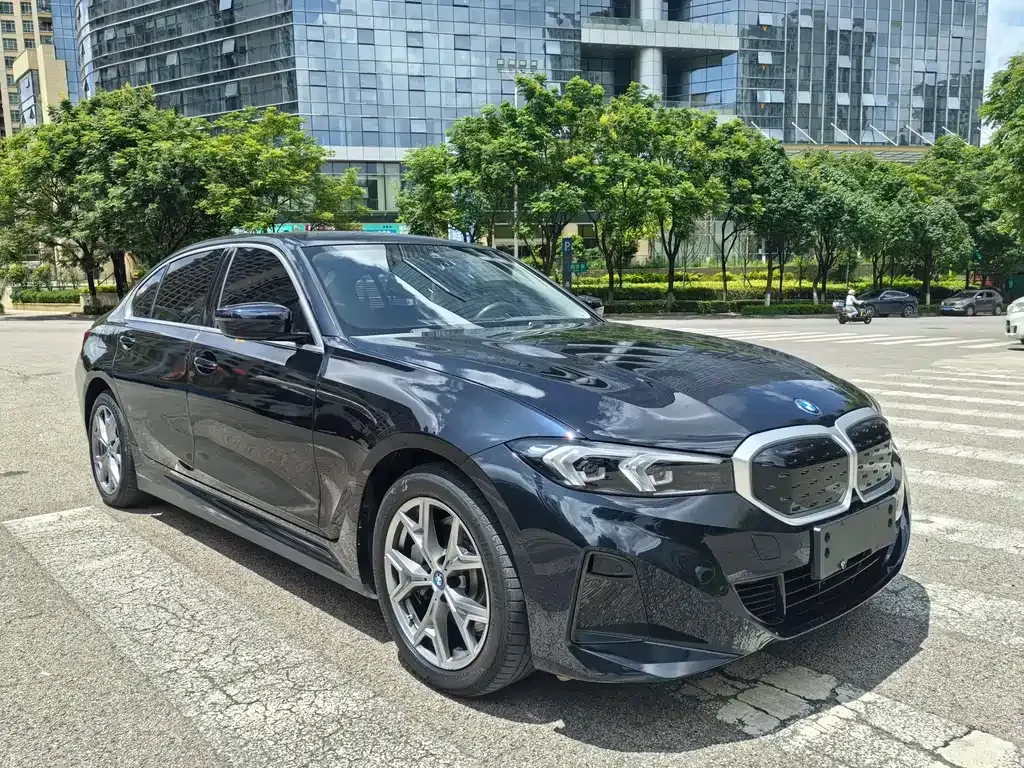 BMW i3 — фото 9