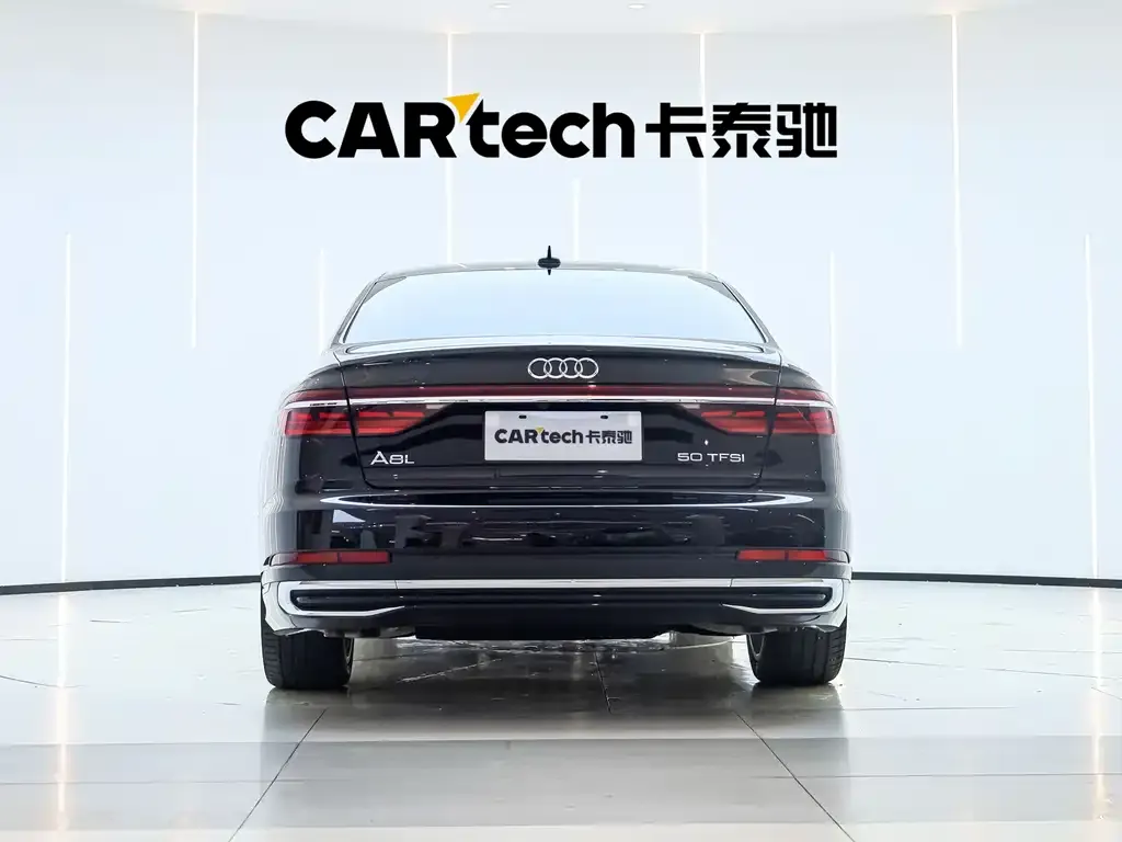 Audi A8 — фото 6