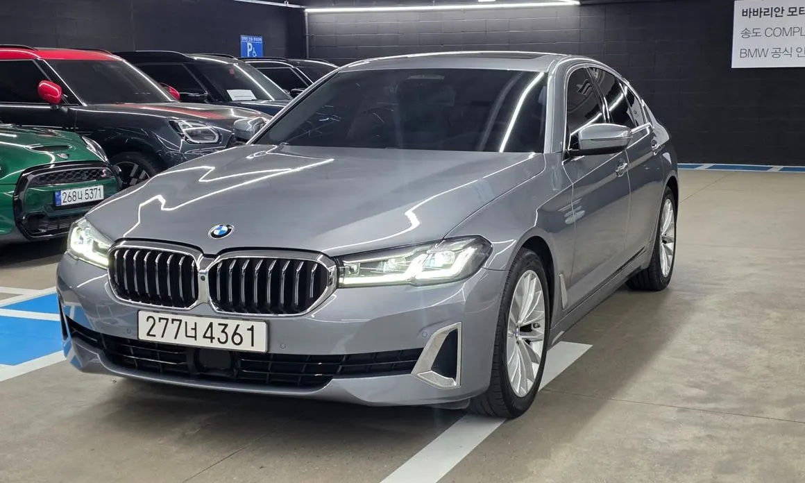 BMW 5-Series — фото 1