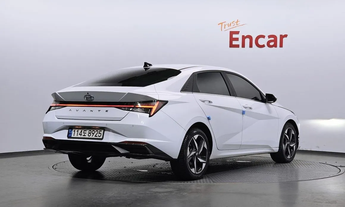 Hyundai AVANTE — фото 2