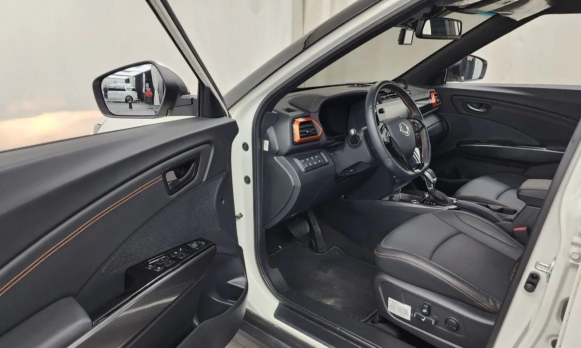 KG Mobility (Ssangyong) TIBOLI 2024 из KR, фото 10