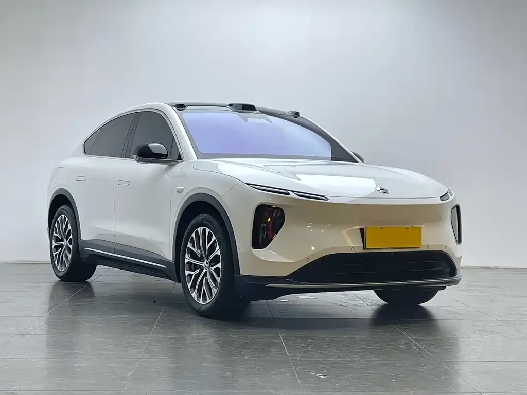 NIO EC6 — фото 8
