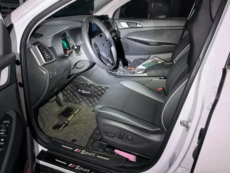Hyundai Tucson — фото 7