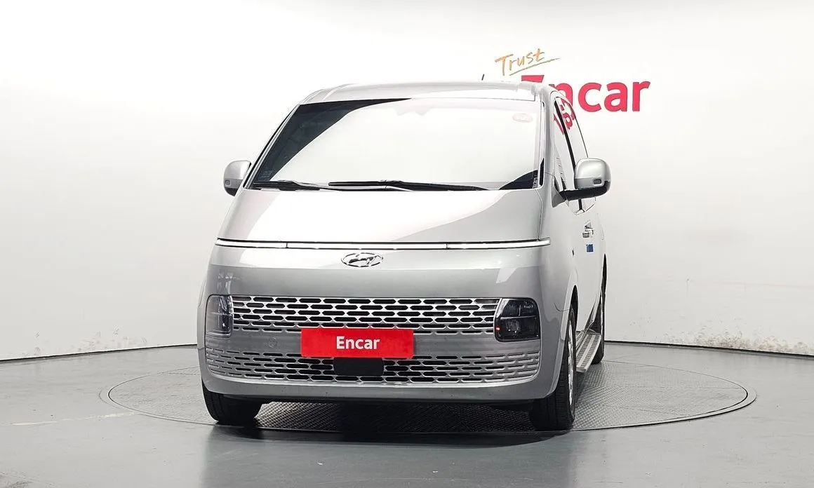 Hyundai Staria — фото 2