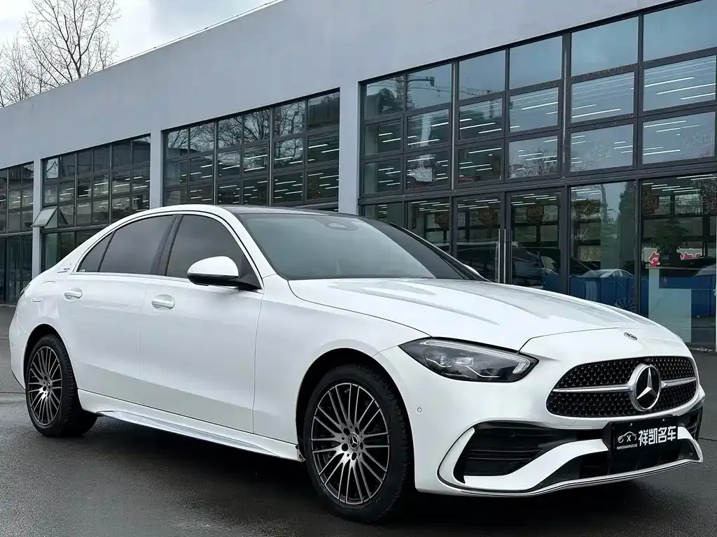 Mercedes-Benz C-Class — фото 10