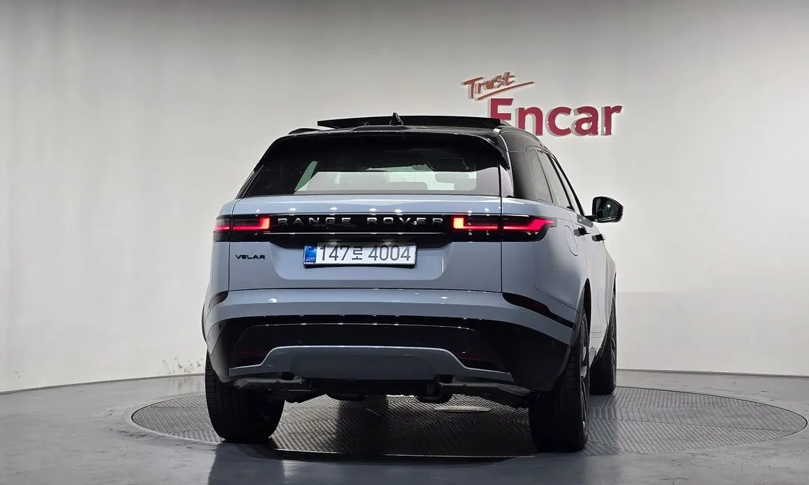 Land Rover Range Rover Velar — фото 8