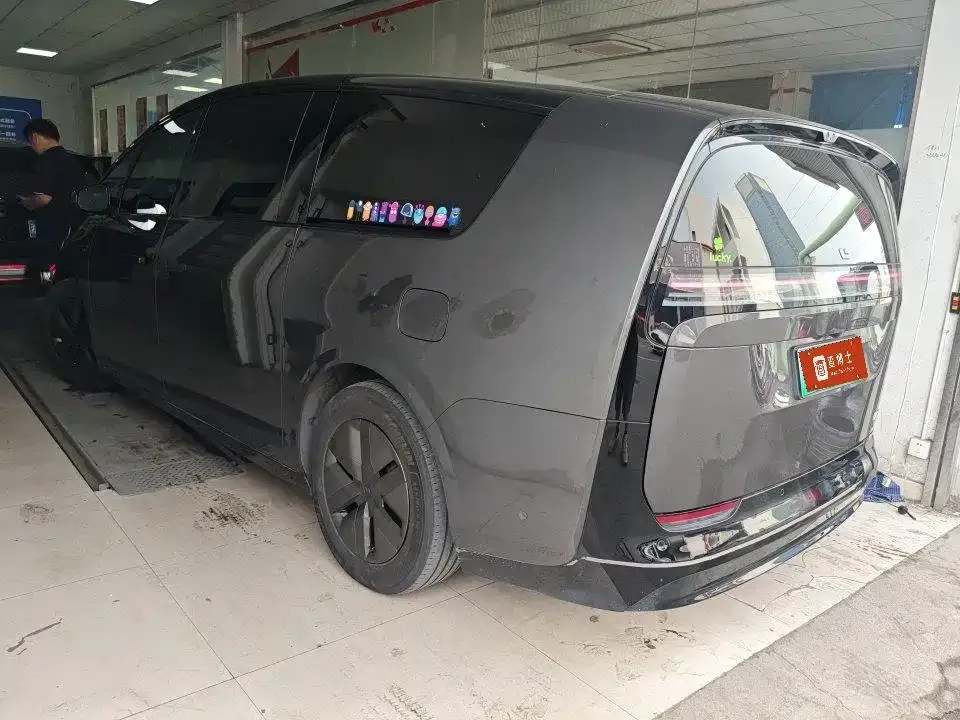 Li Auto MEGA 2024 из CN, фото 4