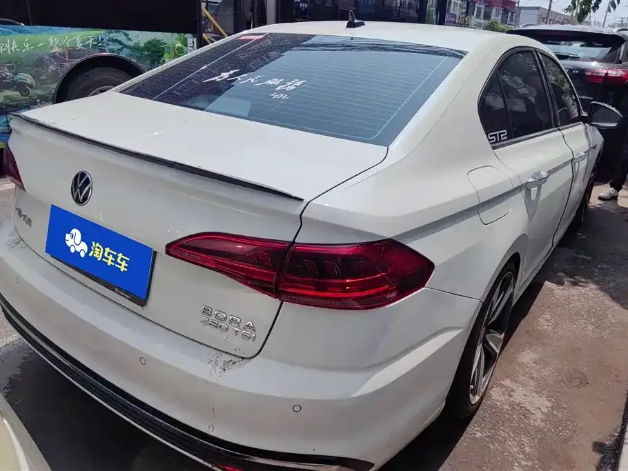 Volkswagen Bora 2024 из CN, фото 6