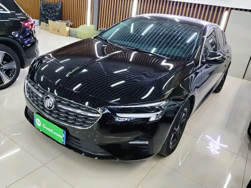 Buick Regal — фото 1