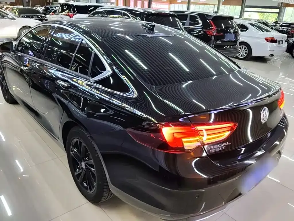Buick Regal — фото 8