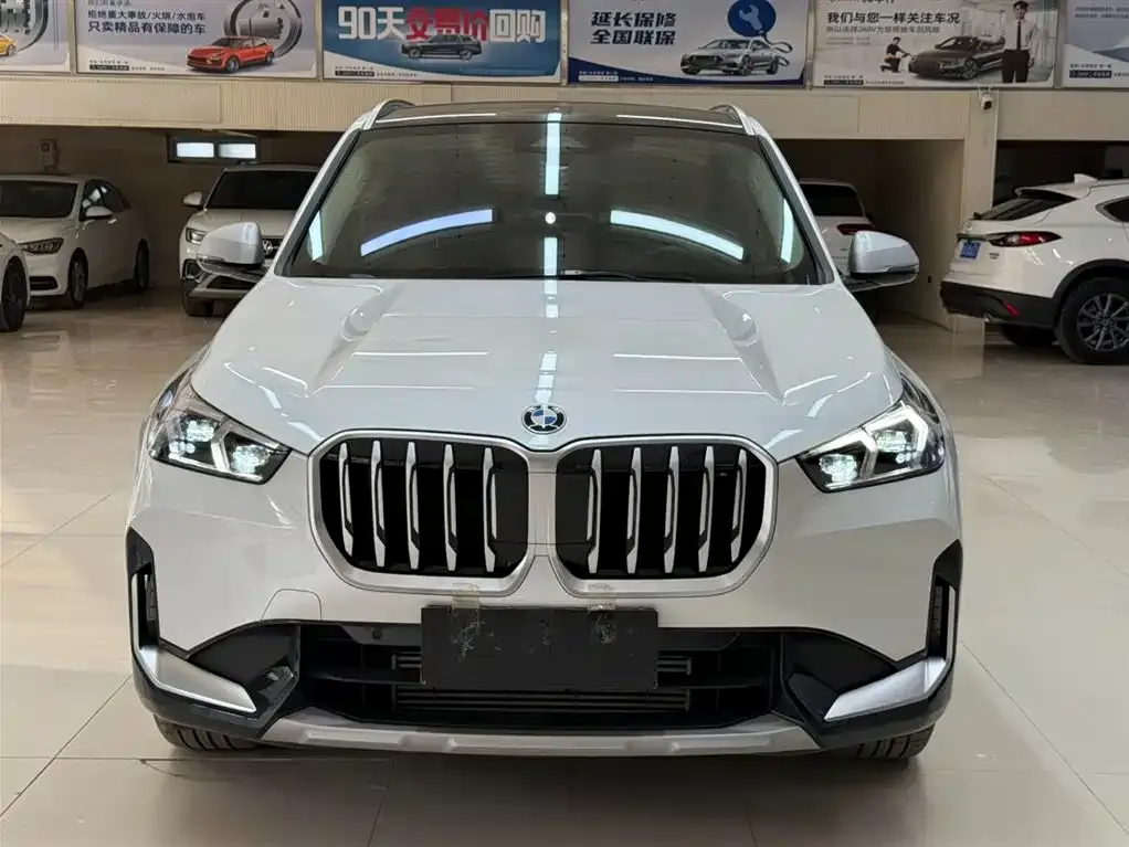 BMW X1 — фото 2