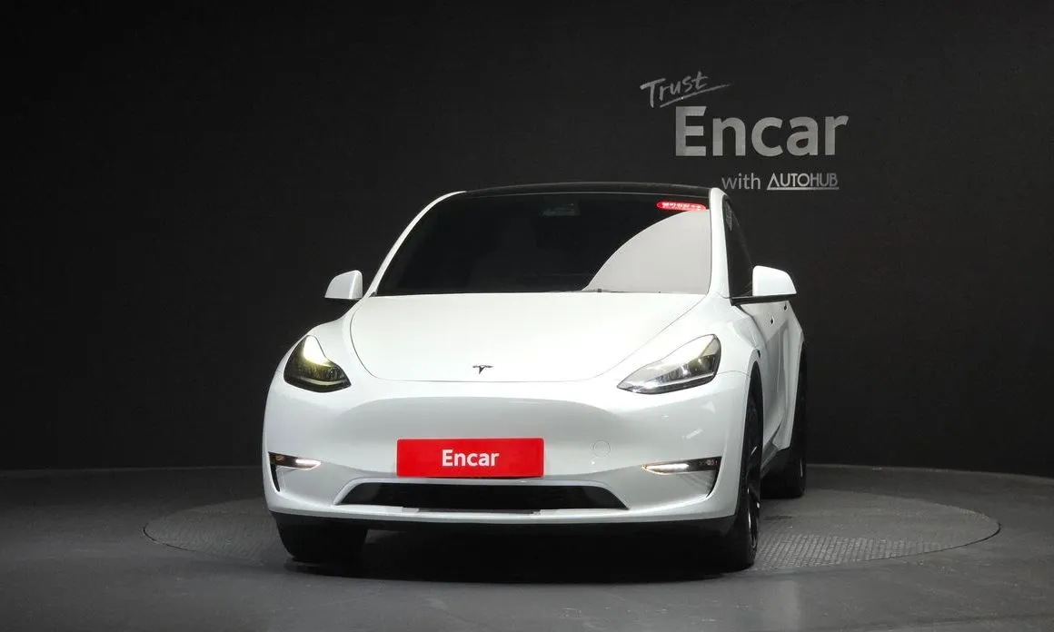 Tesla Model Y — фото 7