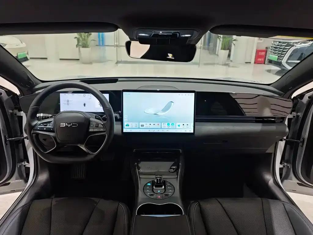 BYD Seal — фото 9
