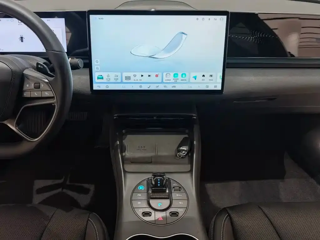 BYD Seal — фото 2