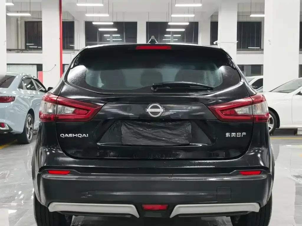 Nissan Qashqai — фото 4
