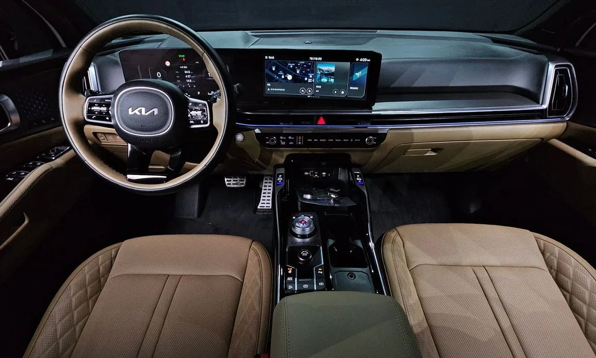 Kia Sorento — фото 10