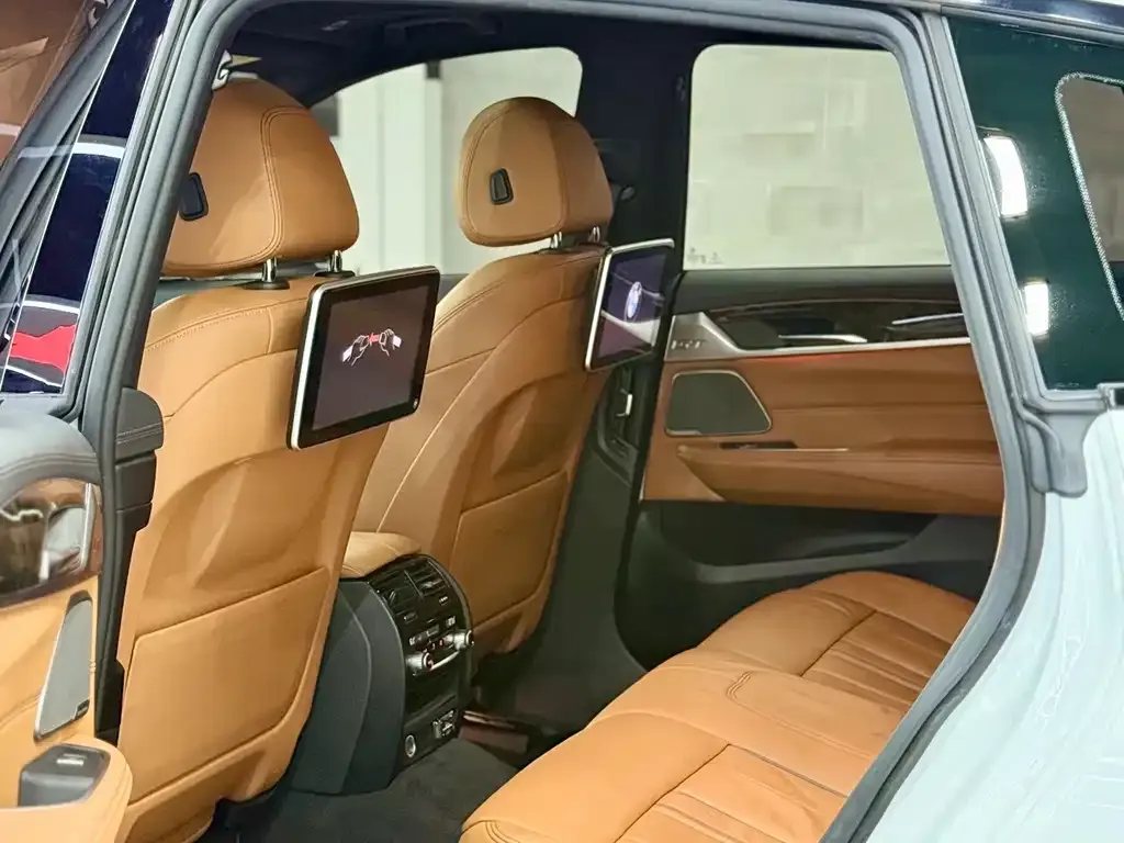 BMW 6 Series GT 2022 из CN, фото 6