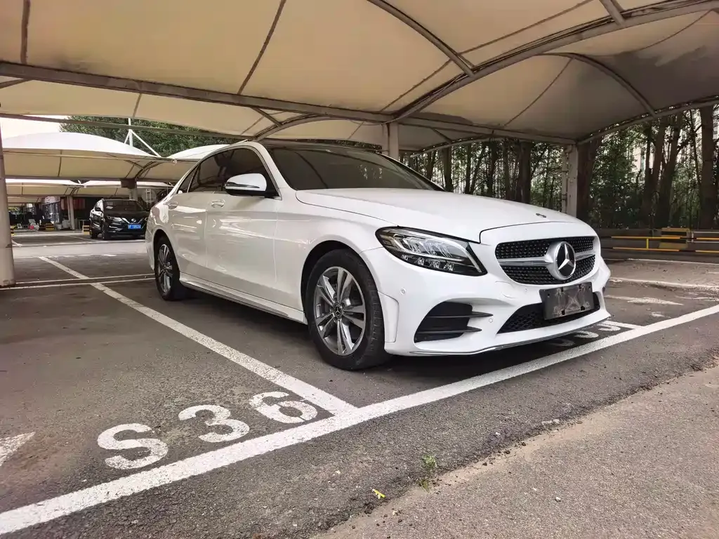 Mercedes-Benz C-Class — фото 10