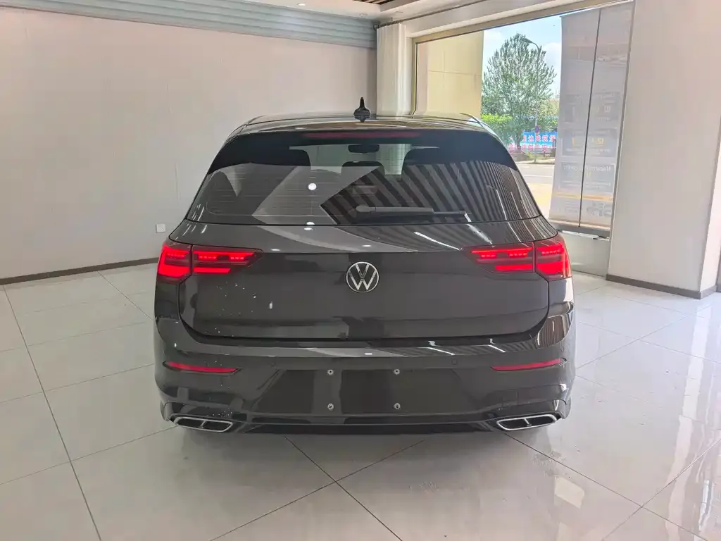 Volkswagen Golf — фото 2