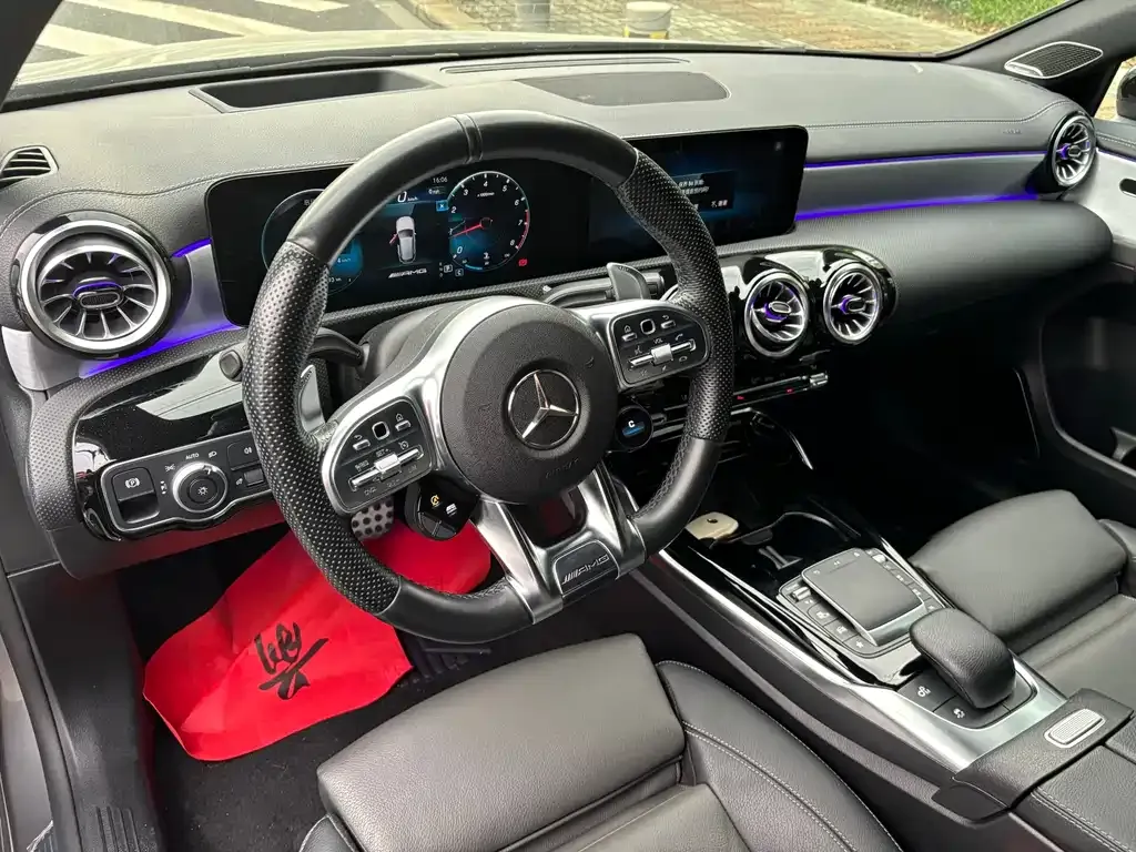 Mercedes-Benz A-Class AMG (Import) — фото 4
