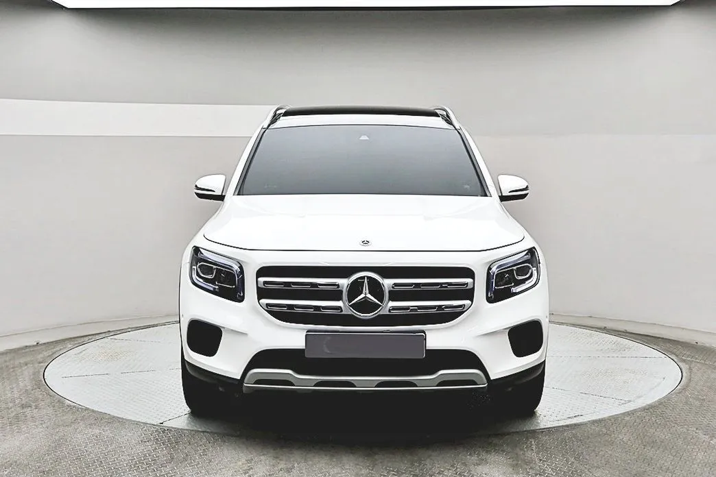 Mercedes-Benz GLB-Class — фото 1