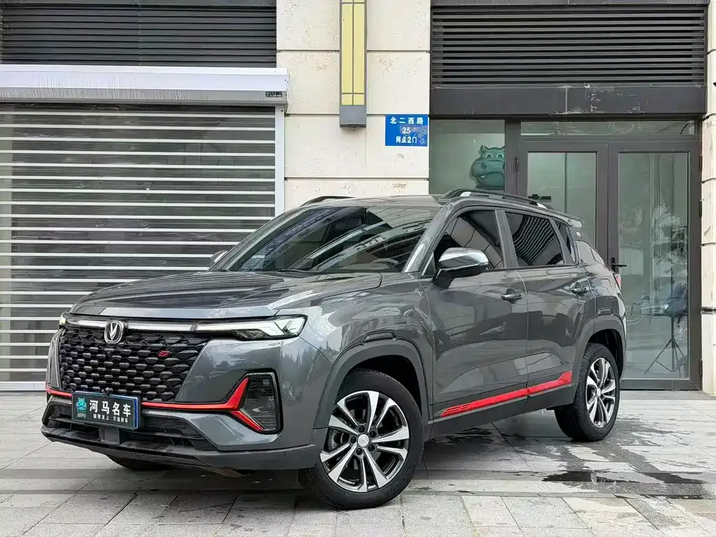 Changan CS35PLUS — фото 1