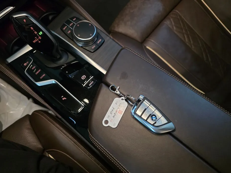 BMW 5-Series 2021 из KR, фото 3