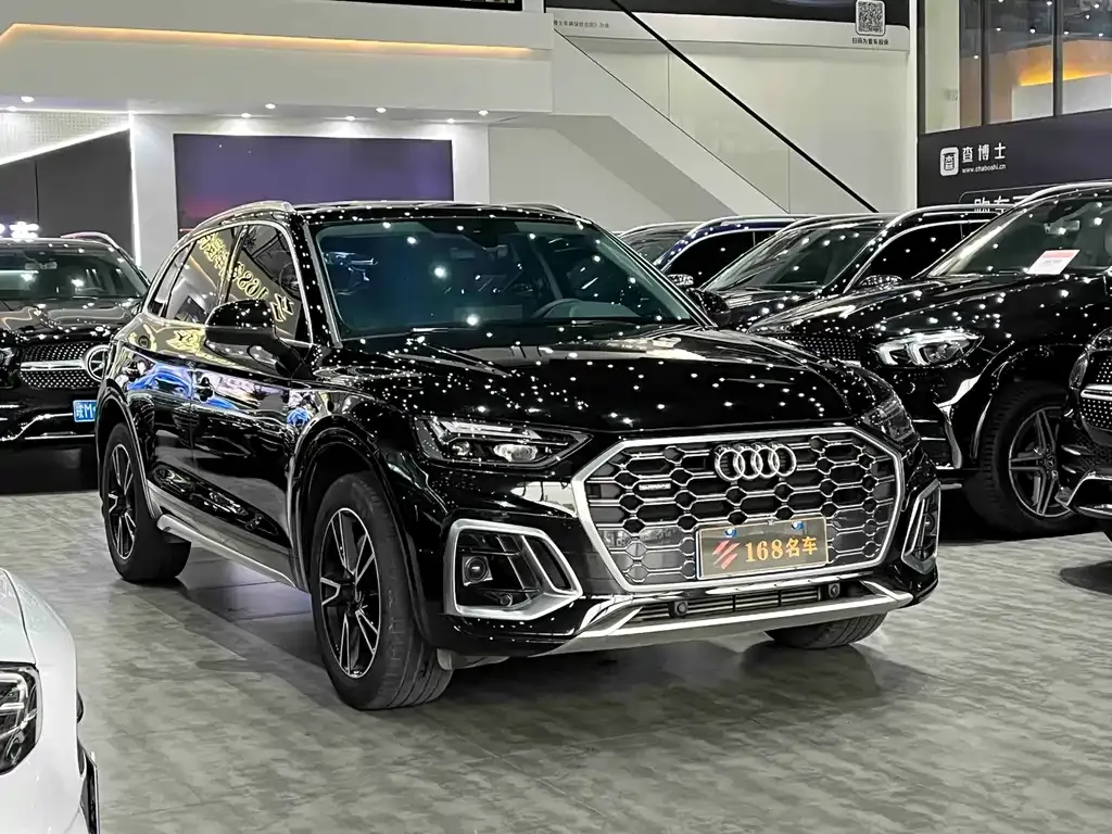 Audi Q5L — фото 4