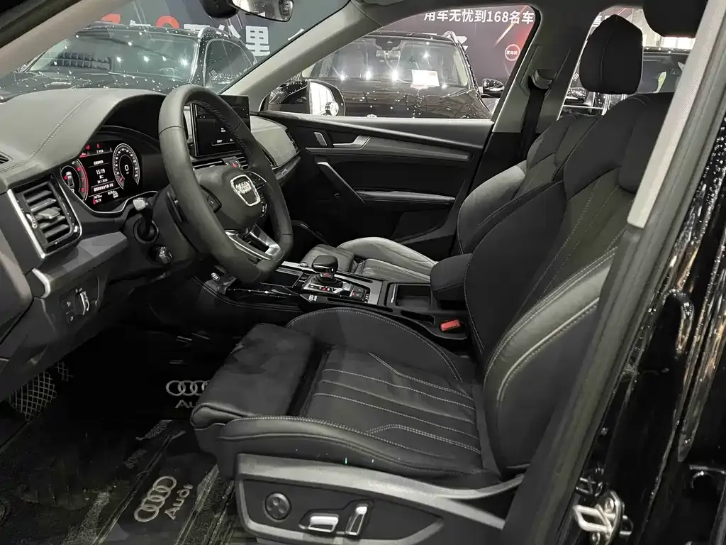 Audi Q5L — фото 2