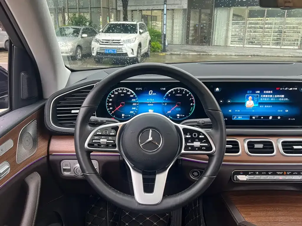 Mercedes-Benz GLE New Energy — фото 2